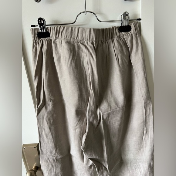 Babaton Linen Pants - Picture 2 of 5